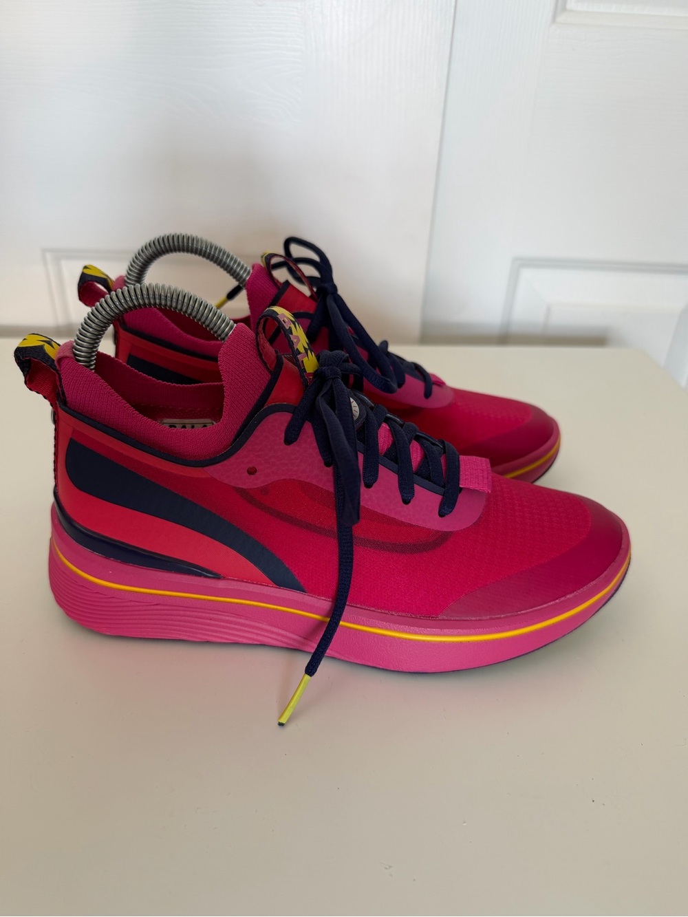BALA Twelves DEFY PINK Athletic Comfort Sneakers Sz 6 Women’s, size 5 Men’s